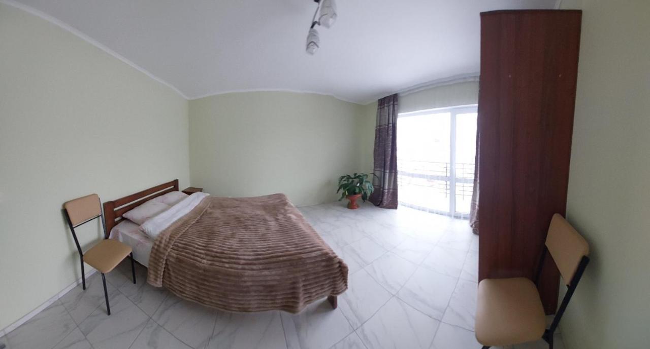 Guesthouse U Dida Viktora 亚列姆切 外观 照片
